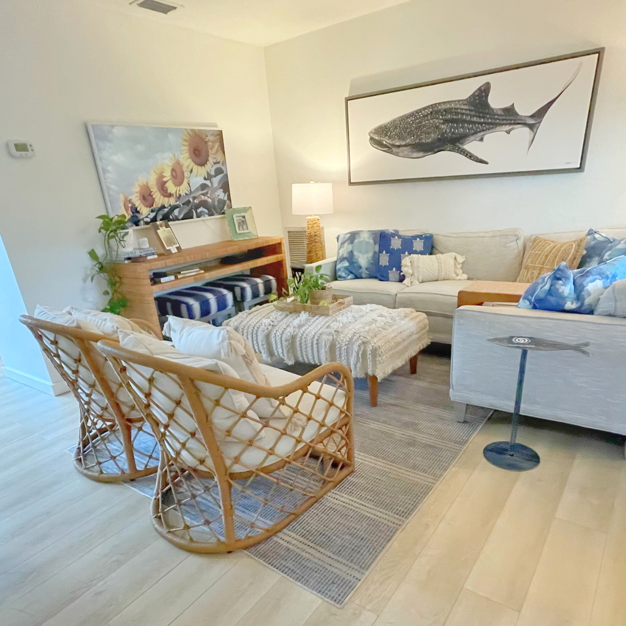 Coastal Fish Side Table - Distressed Navy