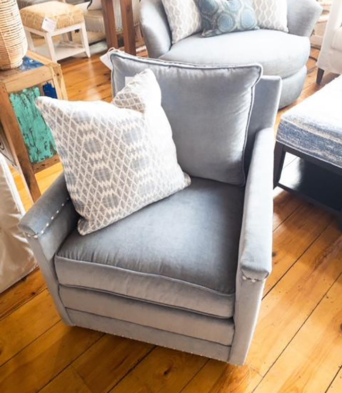 Lee 1935 Swivel Chair